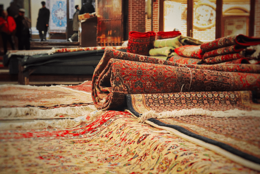 What is the Difference Between Rugs and Carpets?